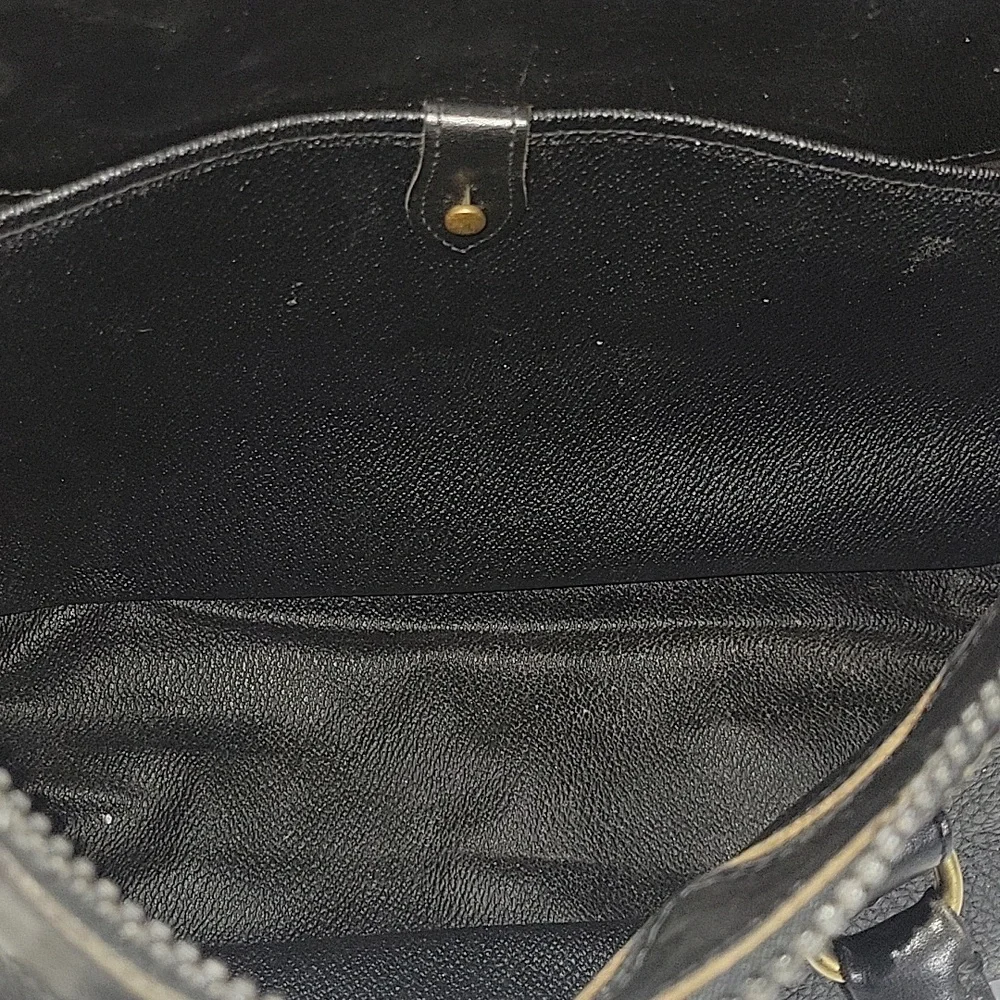 Dooney & Bourke used very